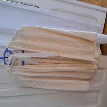 wollen vintage doopcape en 2 bijhorende kanten doopkleedjes beschikbaar voor biedingen