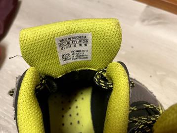 Wandelschoenen beschikbaar voor biedingen