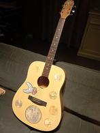 Mooie handgemaakte gitaar te koop.extra snaren, stemkast, Muziek en Instrumenten, Ophalen, Zo goed als nieuw