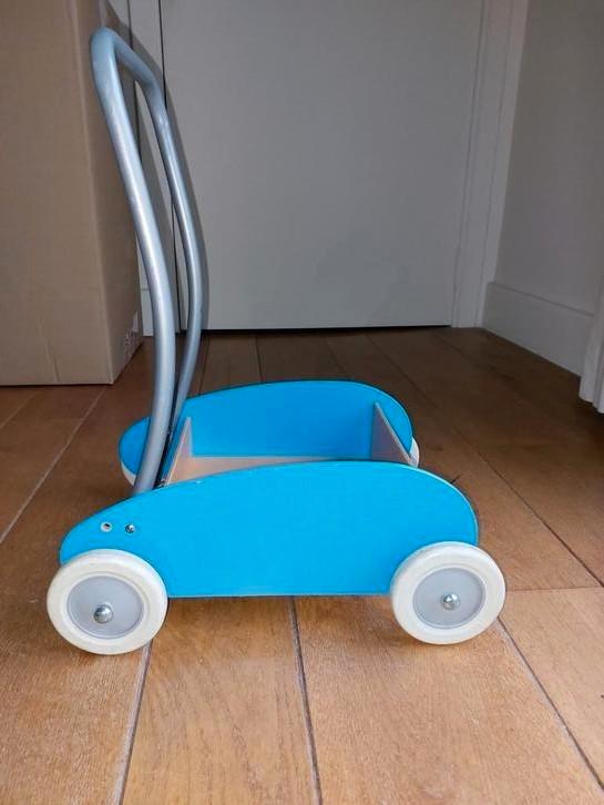 Chariot de marche en bois pour bébé, Huis en Inrichting, Badkamer | Badtextiel en Accessoires, Zo goed als nieuw, Ophalen