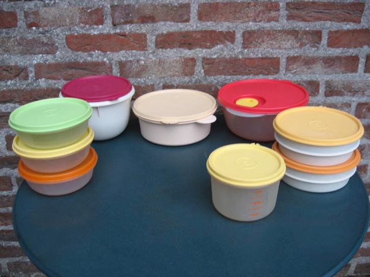 tupperware: voorraadkommen - 2 microgolf/magnetron kommen, Maison & Meubles, Cuisine| Tupperware, Jaune, Enlèvement ou Envoi