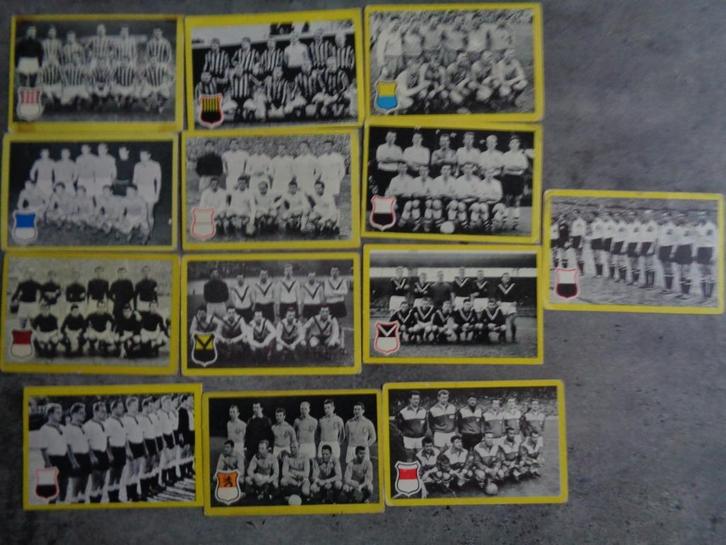 Voetbal KAARTEN maple leaf gum anno 1960 intern. teams 13x, Hobby en Vrije tijd, Stickers en Plaatjes, Verzenden
