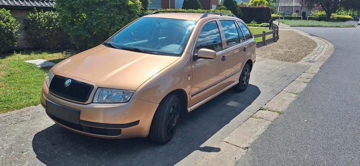 Fabia combi 1.9sdi, Autos, Skoda, Particulier, Fabia, ABS, Airbags, Air conditionné, Bluetooth, Ordinateur de bord, Verrouillage central