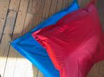 Zitzakken rood en blauw, Huis en Inrichting, Zitzakken, Ophalen, Zo goed als nieuw, Blauw, Zitzak