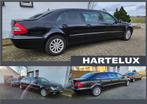 w211 stretch limousine E klasse 2600cc v6 113000KM! Remetz, Auto's, Mercedes-Benz, Automaat, Zwart, 1700 kg, Zwart
