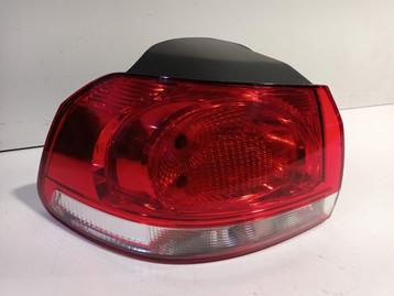 ACHTERLICHT LINKS BUITEN Volkswagen Golf VI (5K1) beschikbaar voor biedingen