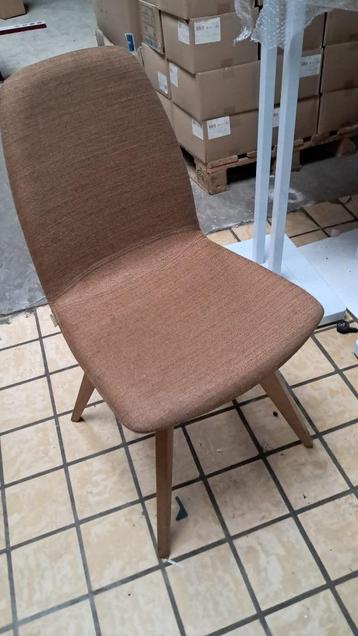 Bistro stoelen beschikbaar voor biedingen