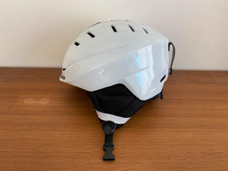Wedze skihelm wit, Sport en Fitness, Skiën en Langlaufen, Zo goed als nieuw, Overige typen, Ski, Overige merken, Ophalen