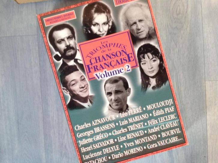 Coffret "Les TRIOMPHES de la CHANSON FRANÇAISE", CD & DVD, CD | Francophone, Comme neuf, Enlèvement