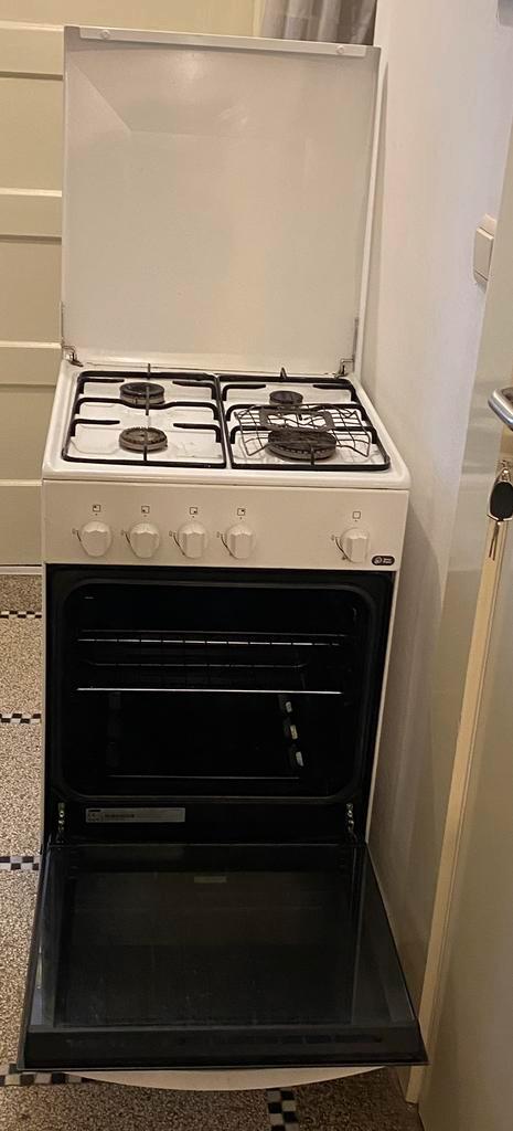 Plaques de cuissons avec four, Electroménager, Cuisinières, Utilisé, Autoportant, 4 zones de cuisson