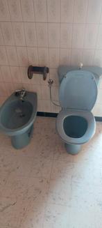 Oud toilet + lavabo + bidet, Bricolage & Construction, Toilettes, Utilisé, Enlèvement ou Envoi