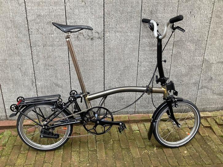 Ultralichte (9,8kg) BROMPTON "P-Line" TITANIUM, RAW LACQUER, Fietsen en Brommers, Fietsen | Vouwfietsen, Brompton, Versnellingen