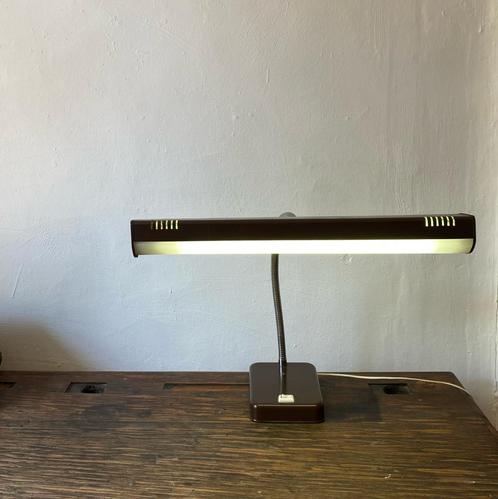 Vintage metal bureau lamp, Huis en Inrichting, Lampen | Tafellampen, Gebruikt, Minder dan 50 cm, Metaal, Ophalen of Verzenden