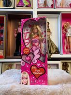 Barbie Ik hou van Valentijnsdag uit 2010 - T7437, Ophalen of Verzenden, Nieuw, Barbie
