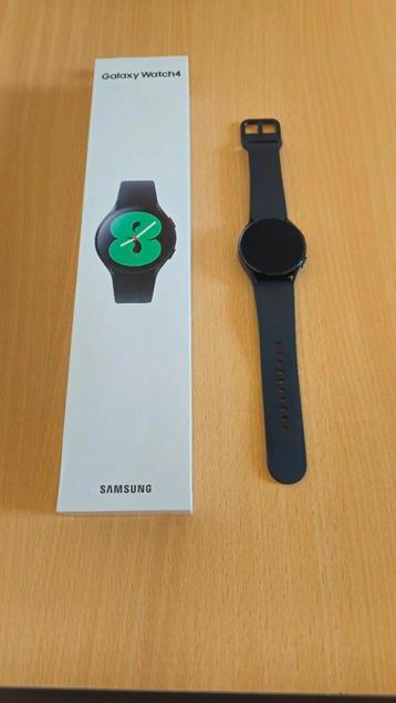 Samsung Galaxy Watch 4 40mm beschikbaar voor biedingen