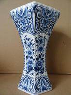 Delfts blauwe vaas Oud Delft 26cm grote Delfts blauwe vaas, Blauw, Aardewerk of Porselein, Ophalen of Verzenden, Zo goed als nieuw