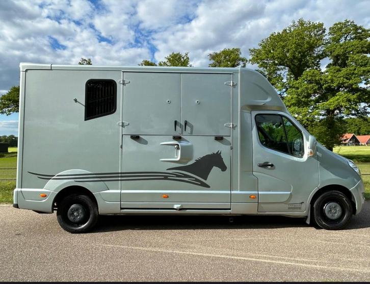 Gezocht ! 2-paardswagen , paardencamionette, Dieren en Toebehoren, Paarden en Pony's | Trailers en Aanhangwagens, Ophalen