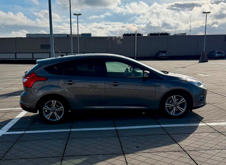 Ford Focus 1.0 eco SYNC Edition – GEKEURD V. VERKOOP! - NAVI, Auto's, Ford, Particulier, Focus, ABS, Airbags, Airconditioning