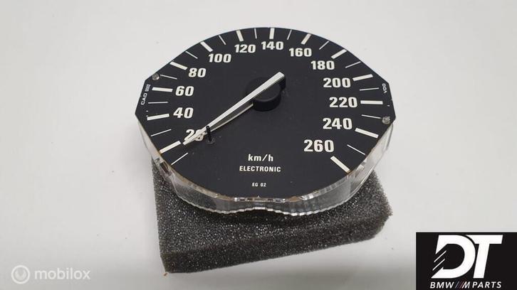 Snelheidsmeter 240km/h BMW 5-serie E34 ('88-'95) 62111384740, Auto-onderdelen, Dashboard en Schakelaars, BMW, Gebruikt, Ophalen of Verzenden