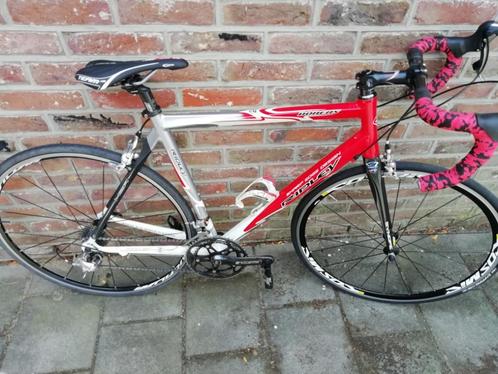 Topmateriaal RIDLEY Shimano Ultegra Mavic Wielset nieuwstaat, Fietsen en Brommers, Fietsen | Racefietsen, Zo goed als nieuw, 15 tot 20 versnellingen