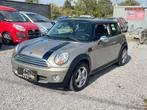 Mini one 1.6 benzine jaar 2007, Auto's, Voorwielaandrijving, Zwart, 4 cilinders, Bedrijf