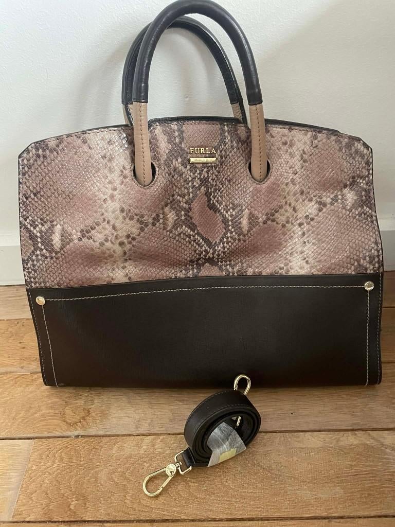 HANDTAS FURLA BRUIN LEDER EN CROCODILLE LEDER, Handtassen en Accessoires, Tassen | Damestassen, Zo goed als nieuw, Handtas, Bruin