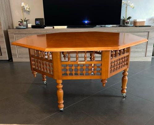 MOET WEG: Marokkaanse salon tafel - uitstekende kwaliteit, Antiek en Kunst, Antiek | Meubels | Tafels, Ophalen