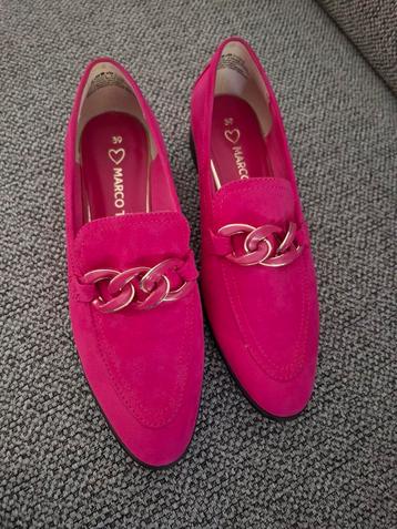 Splinternieuwe roze schoenen,maat 39 beschikbaar voor biedingen
