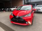 Toyota aygo essence année 2014 97000 km, Autos, Toyota, Tissu, 998 cm³, Carnet d'entretien, Achat