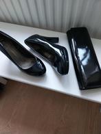 Escarpins noirs 38 Emilio luca, Enlèvement ou Envoi, Escarpins, Emilio luca, Porté