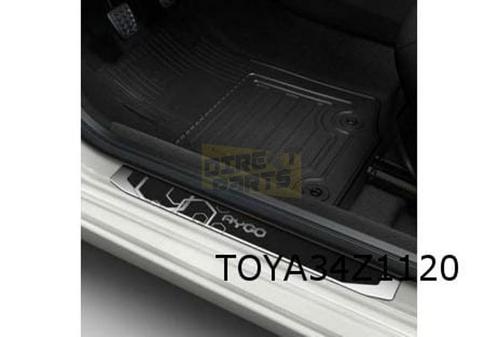 Toyota Aygo Instaplijsten (2x) tekst ''Aygo" design sport Or, Auto-onderdelen, Carrosserie, Toyota, Nieuw, Verzenden