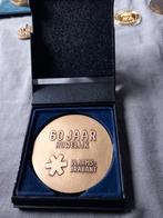 Médaille des 60 ans de mariage, Timbres & Monnaies, Pièces & Médailles, Enlèvement ou Envoi