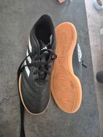 Zaalvoetbalschoen Adidas nieuwstaat maat 38.5, Ophalen, Zo goed als nieuw