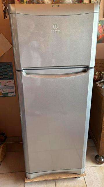 Frigo/diepvries A+ beschikbaar voor biedingen