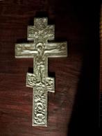 Kruis in tin, Antiek en Kunst, Antiek | Religieuze voorwerpen, Ophalen of Verzenden