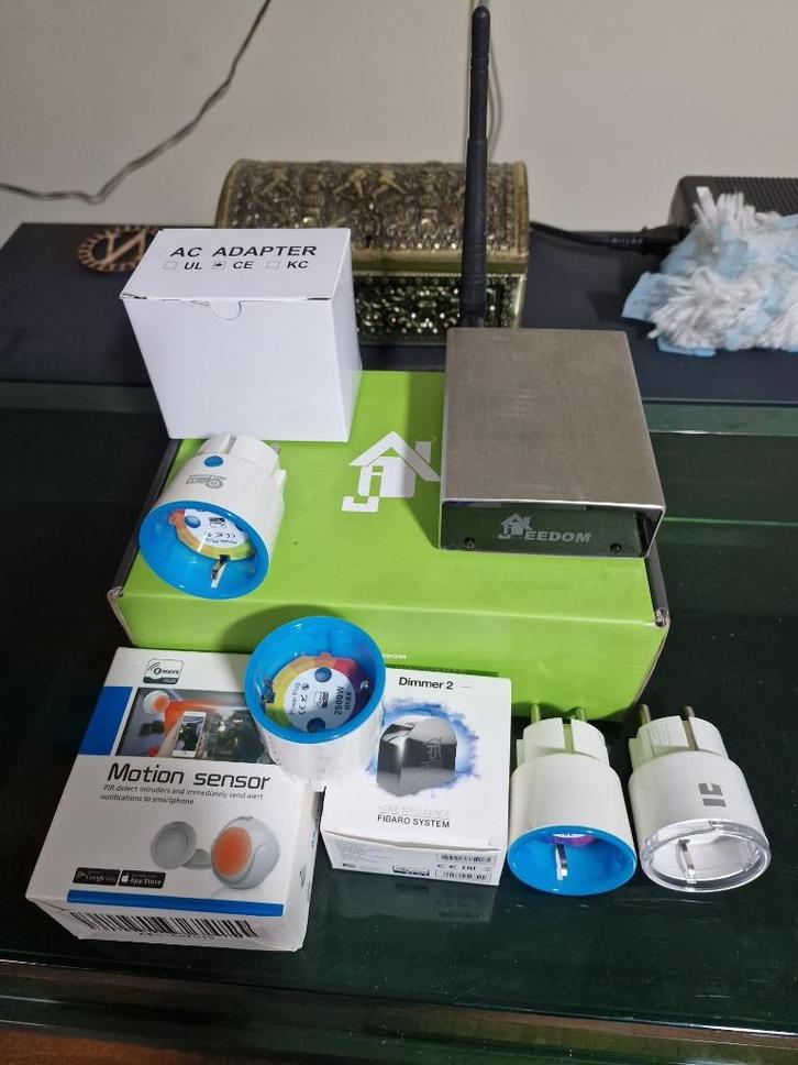 vente ensemble domotique, Computers en Software, Overige Computers en Software, Gebruikt, Ophalen