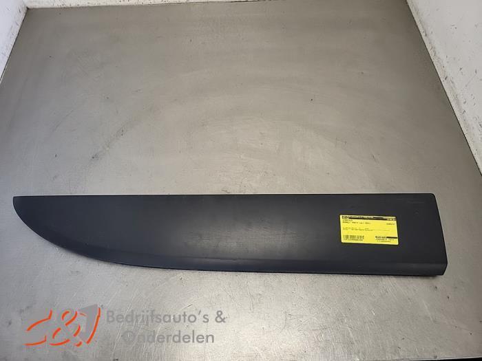 Sierstrip van een Renault Trafic, Auto-onderdelen, Carrosserie, Renault, Gebruikt, 3 maanden garantie, Ophalen of Verzenden