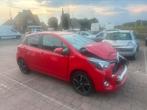 Toyota yaris 1.3 benzine ongeval, Auto's, Toyota, Voorwielaandrijving, Stof, Zwart, 4 cilinders