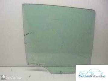 W163 ML Ruit rechts achter getint beschikbaar voor biedingen