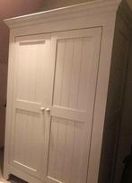 Kast kinderkamer Childwood - vol hout, Maison & Meubles, Armoires | Penderies & Garde-robes, Avec tablette(s), Klassiek, Comme neuf