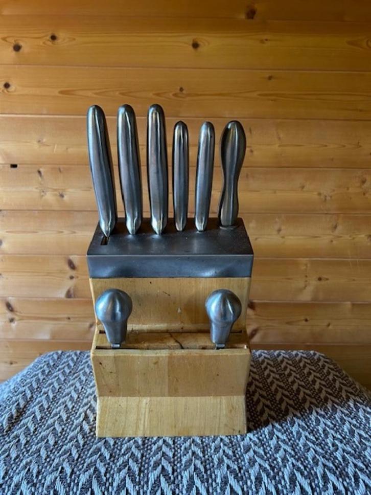 Messen Blok, Huis en Inrichting, Keuken | Bestek, Zo goed als nieuw, Bestekset, Inox of Chroom, Ophalen