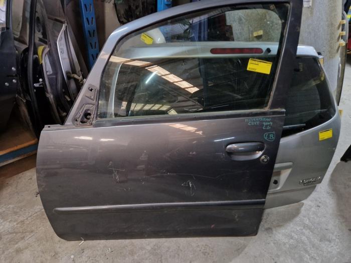 Portier 4Deurs links-voor van een Mitsubishi Colt (U63), Auto-onderdelen, Carrosserie, Deur, Mitsubishi, Gebruikt, 3 maanden garantie