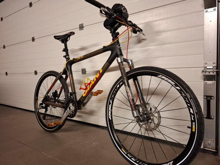 GIANT MCM Carbon Kevlar fiets MTB VTT Deore XT 10s 19,5", Fietsen en Brommers, Fietsen | Mountainbikes en ATB, Zo goed als nieuw
