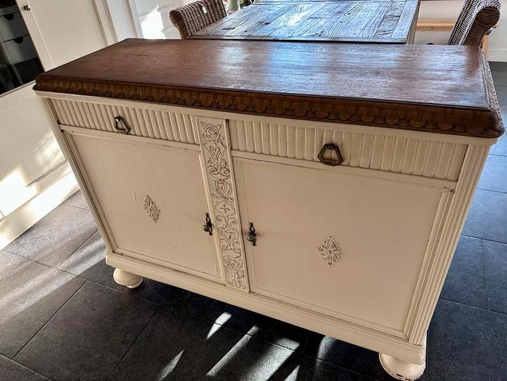 Landelijke buffetkast – ook ideaal als keukeneiland, Huis en Inrichting, Kasten | Dressoirs, Gebruikt, 100 tot 150 cm, 25 tot 50 cm
