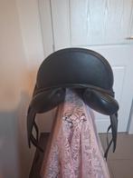 Ikonic Light monoblad dressuurzadel 18", Dieren en Toebehoren, Paarden en Pony's | Zadels, Rue du Manypré, Corroy 2, 1325 Chaumont-Gistoux