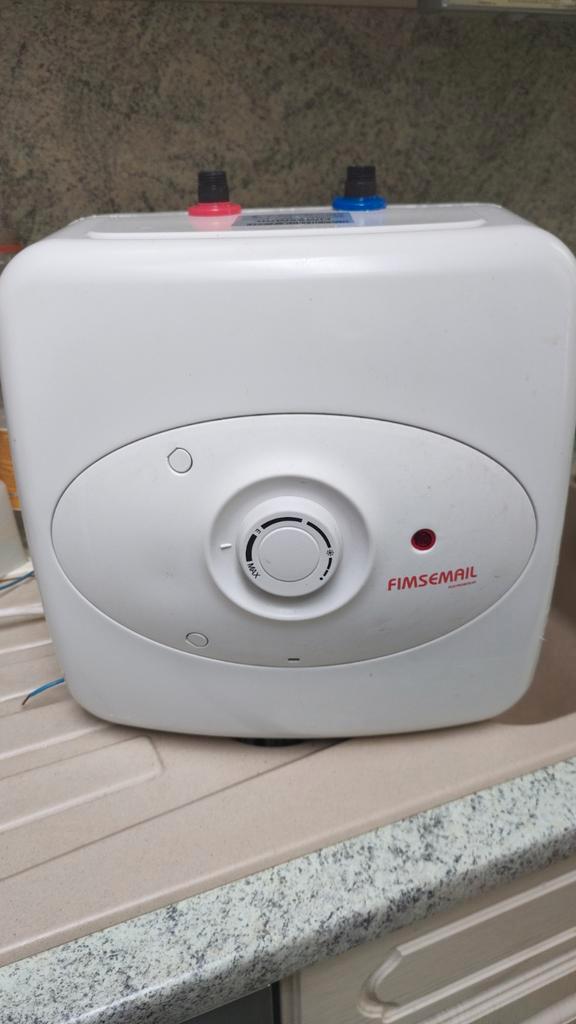 Chauffe-eau électrique Fimsemail 10L, Doe-het-zelf en Bouw, Chauffageketels en Boilers, Gebruikt, Geiser, Minder dan 20 liter