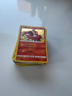 100 Pokemonkaarten te koop inclusief 1 holo, Ophalen, Zo goed als nieuw, Meerdere kaarten, Foil