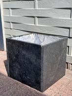 Plantenbak bloembak, Ophalen, Zo goed als nieuw, Steen