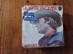 7" Johnny Hallyday - La terre promise, Enlèvement ou Envoi, Single, Utilisé, 7 pouces