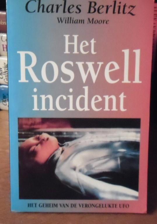 Het Roswell incident, Charles Berlitz en William Moore, Boeken, Wetenschap, Zo goed als nieuw, Verzenden